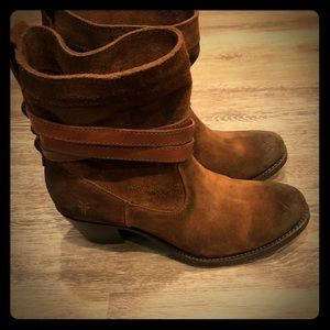 Frye Jane short suede bootie